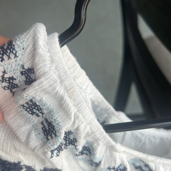 Gimmicks Crop Top - Picture 6 of 6